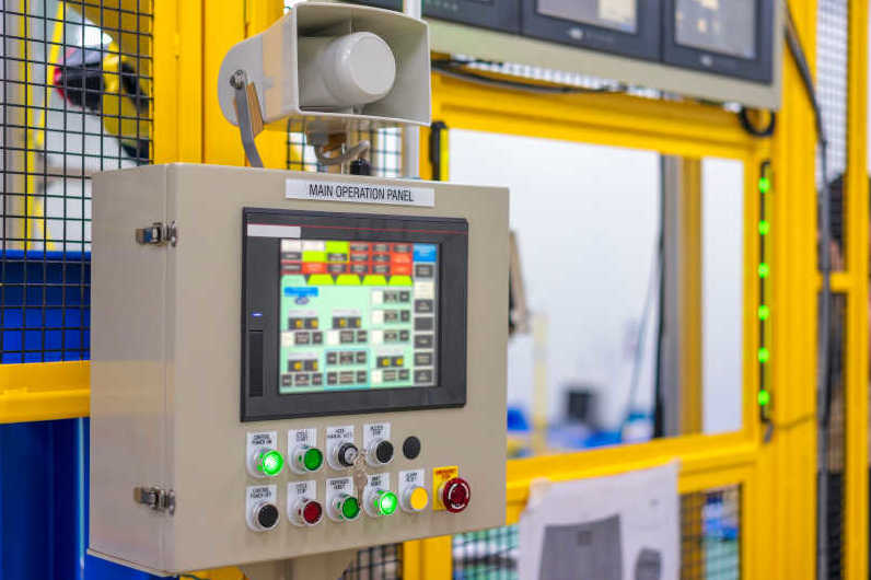 Factory,4.0,Concept,:,View,Of,Operation,Panel,And,Product